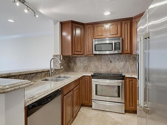 4th image of 8889 Caminito Plaza Centro Unit 7319
