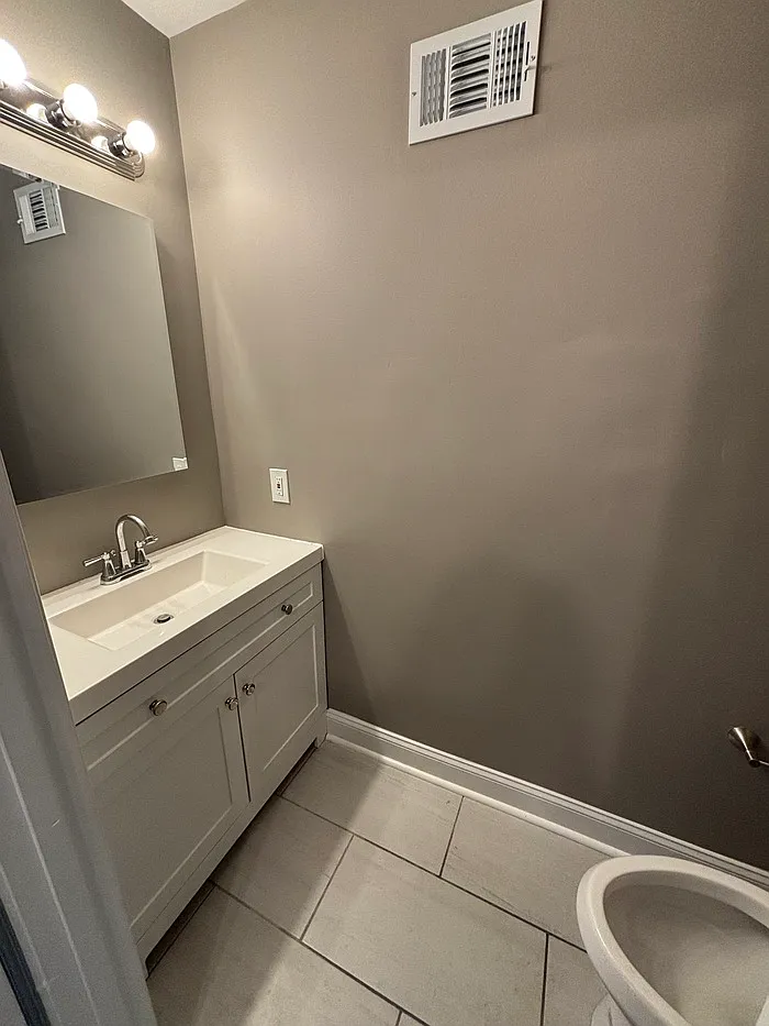 2 bed, 1.5 bath, $1,900 — Photo 3