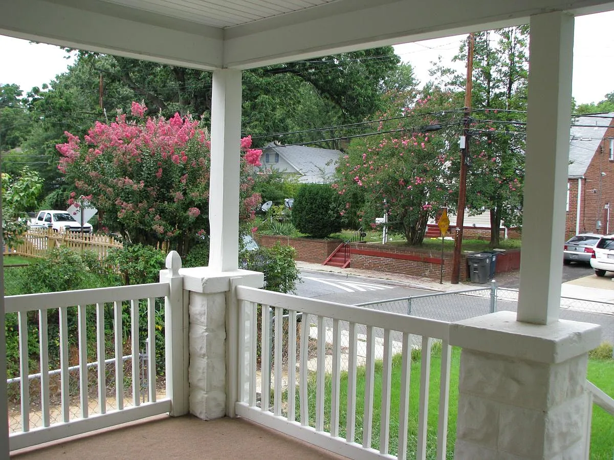 4 bed, 1852 sqft, $3,395 — Photo 2