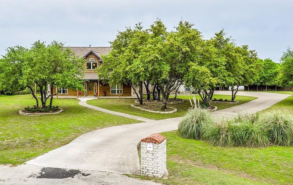 1st image of 104 Rock Ct