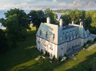 Address undisclosed, Sands Point, NY 11050