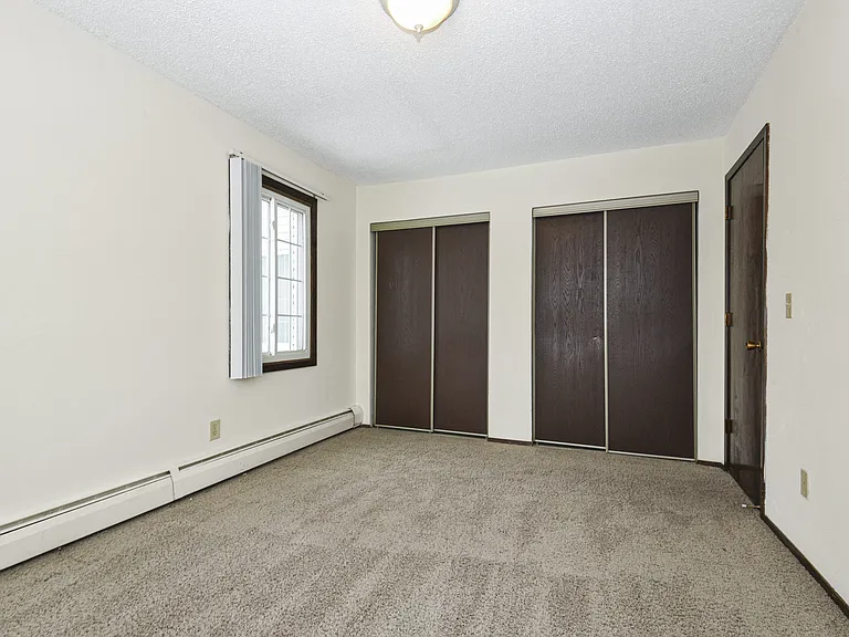 Fridley, MN Georgetown on the River Apartments | Bedroom