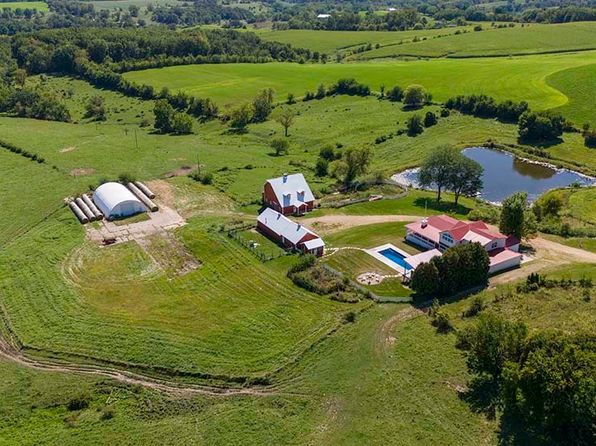 281 N Snipe Hollow Rd, Elizabeth, IL 61028