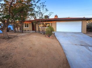 61515 Crest Circle Dr, Joshua Tree, CA 92252