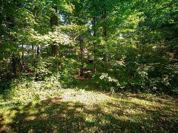 2nd image of 7063 Glade Ln