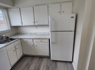 25341 Shiawassee Cir APT 201, Southfield, MI 48033