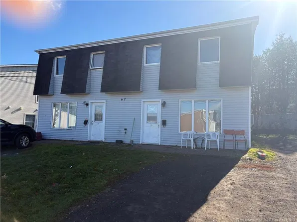 67 Beechwood Ave, Moncton, NB E1A 5P7