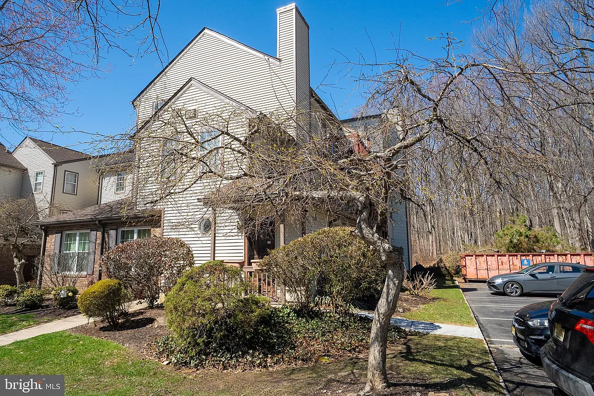Building Photo - 6202 Cedar Ct