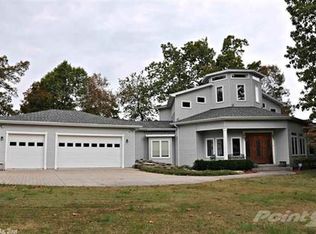25 Oniatara Ln, Cherokee Village, AR 72529
