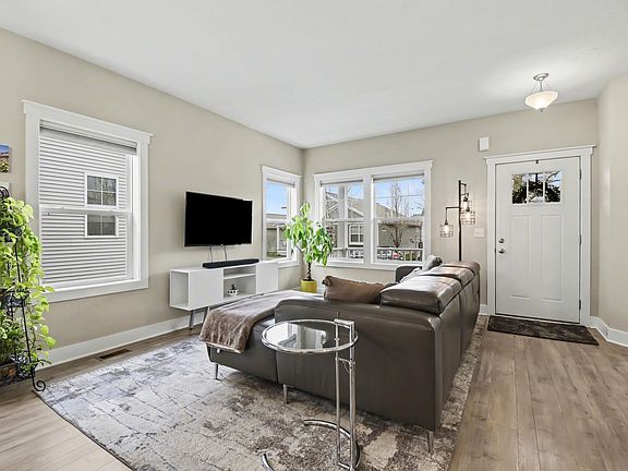 4th image of 4355 Astoria Ave SE