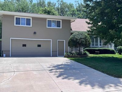 4700 Chatham Ln, Sioux City, IA, 51104