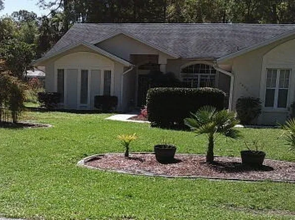 2620 E Newhaven St, Inverness, FL 34453