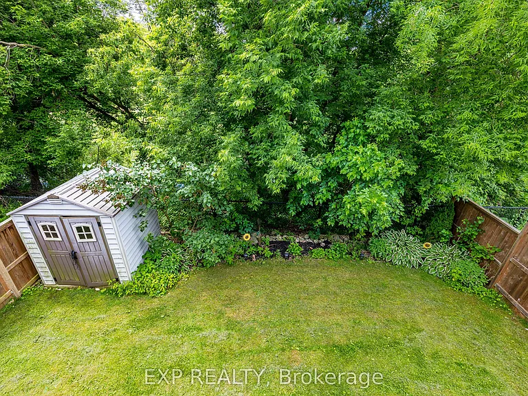 63 Wood Grove Cres — Photo 42