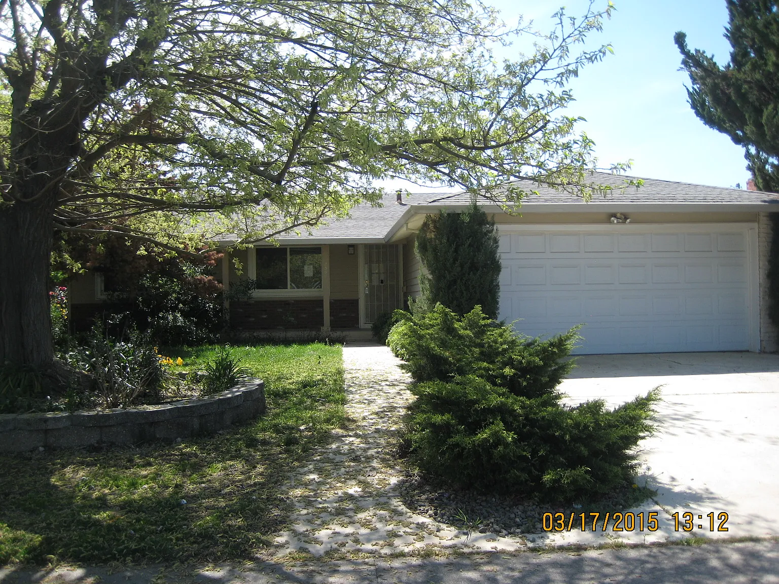2300 McGregor Dr photo 1