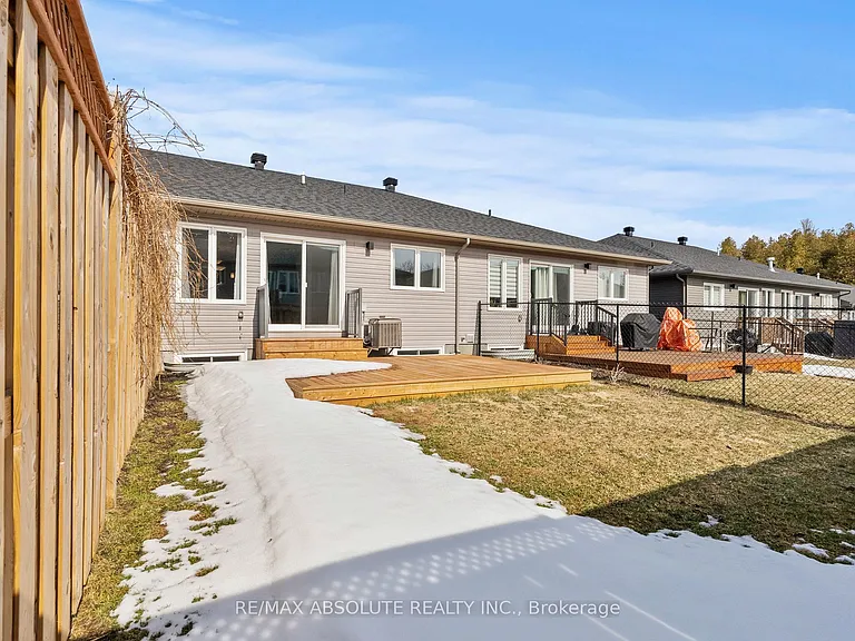 971 Leishman Dr — Photo 37