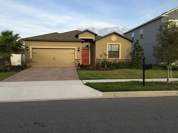 2nd image of 2204 Romanum Dr