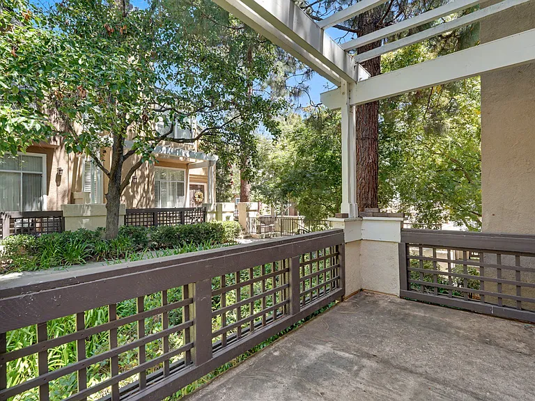 437 Camille Cir #1-11 — Photo 49