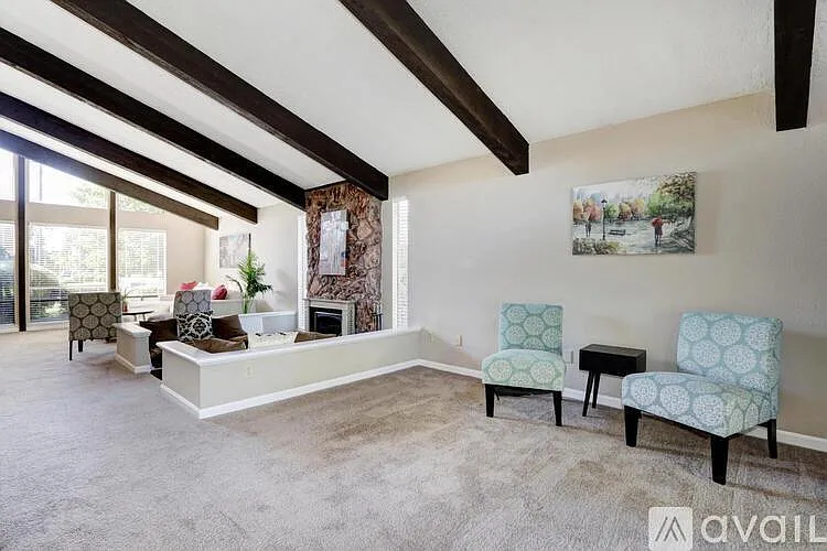 9101 Yount Ct — Photo 4
