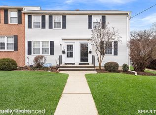 163 Sylvan Knoll Rd, Stamford, CT 06902