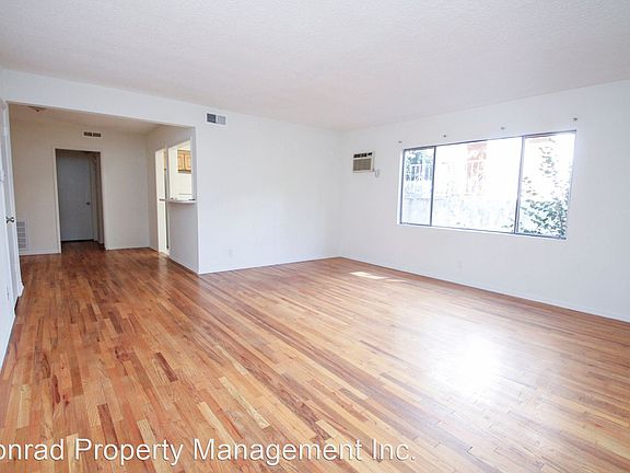 2nd image of 4345 Ventura Canyon Ave #2