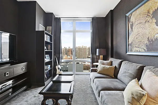 Sold by Compass | media 7