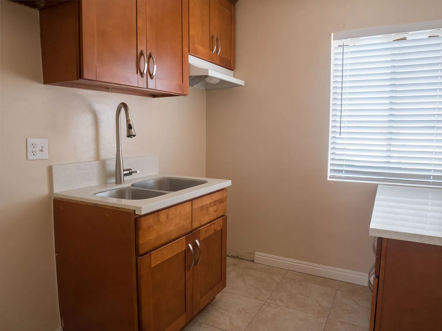 1 bed, $1,400 — Photo 3