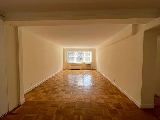 Rented by JMG Properties | media 18