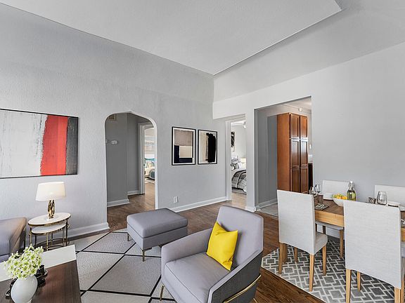 2nd image of 6020 S Kingshighway Blvd #H3