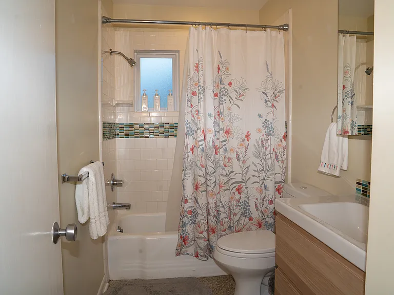 3465 NW 1st Ct — Photo 8