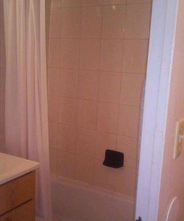1st image of 16633 89th Ave APT 1A