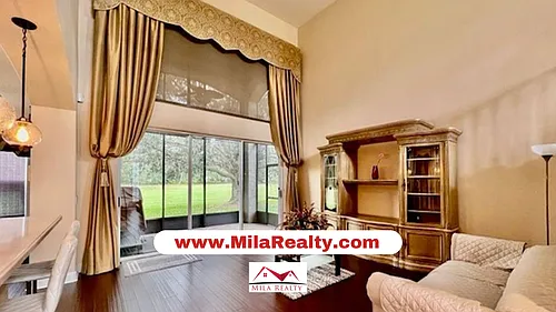 1565 The Oaks Blvd Photo 1