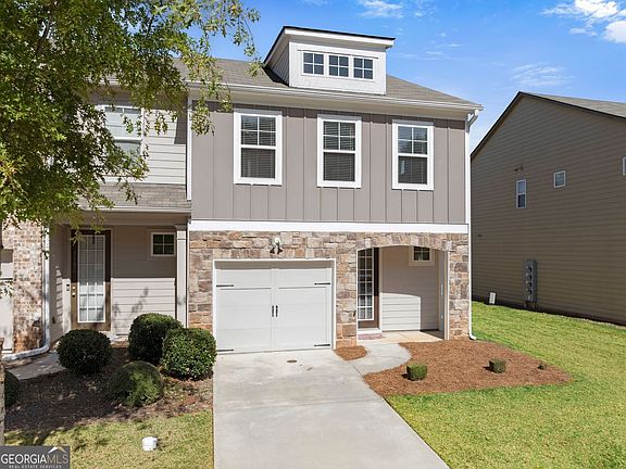 2nd image of 5152 Madeline Pl