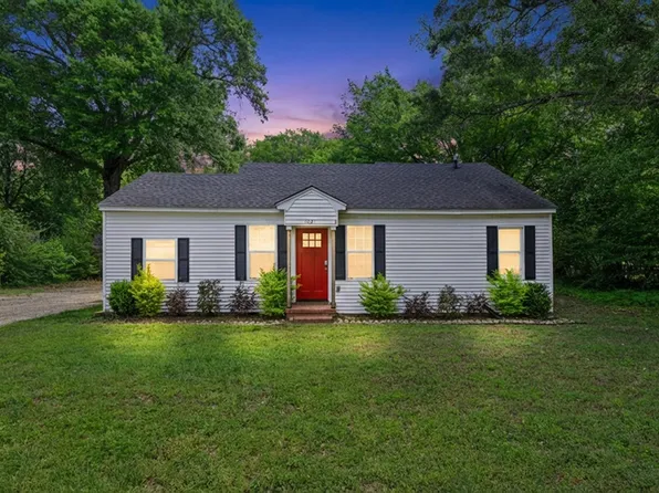 1021 N Montgomery St, Gilmer, TX 75644