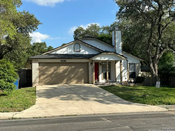 9258 Ridge Cross, San Antonio, TX 78250