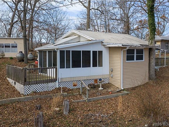 2nd image of 30560 Pecan Dr