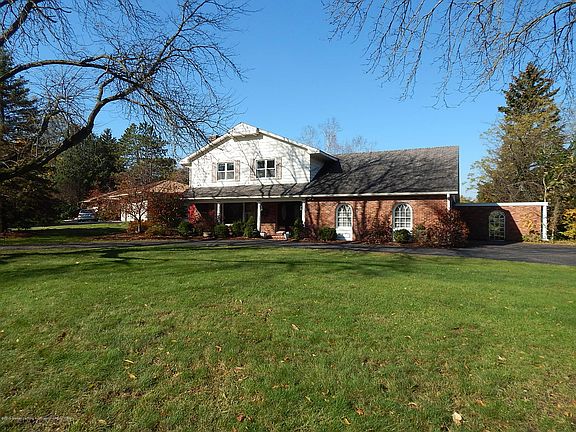 2nd image of 4557 Comanche Dr