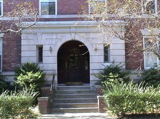 22 Parkway Rd #6, Brookline, MA 02445