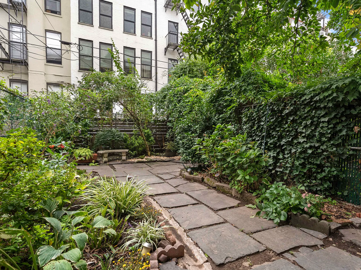 466 8th Street — Photo 2