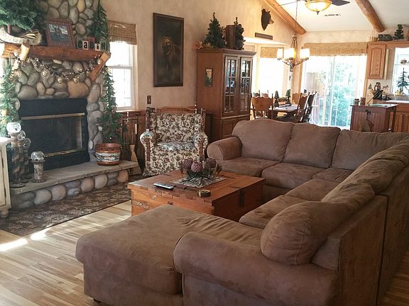 4th image of 40139 Esterly Ln