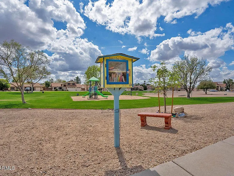 4451 W Creedance Blvd — Photo 33