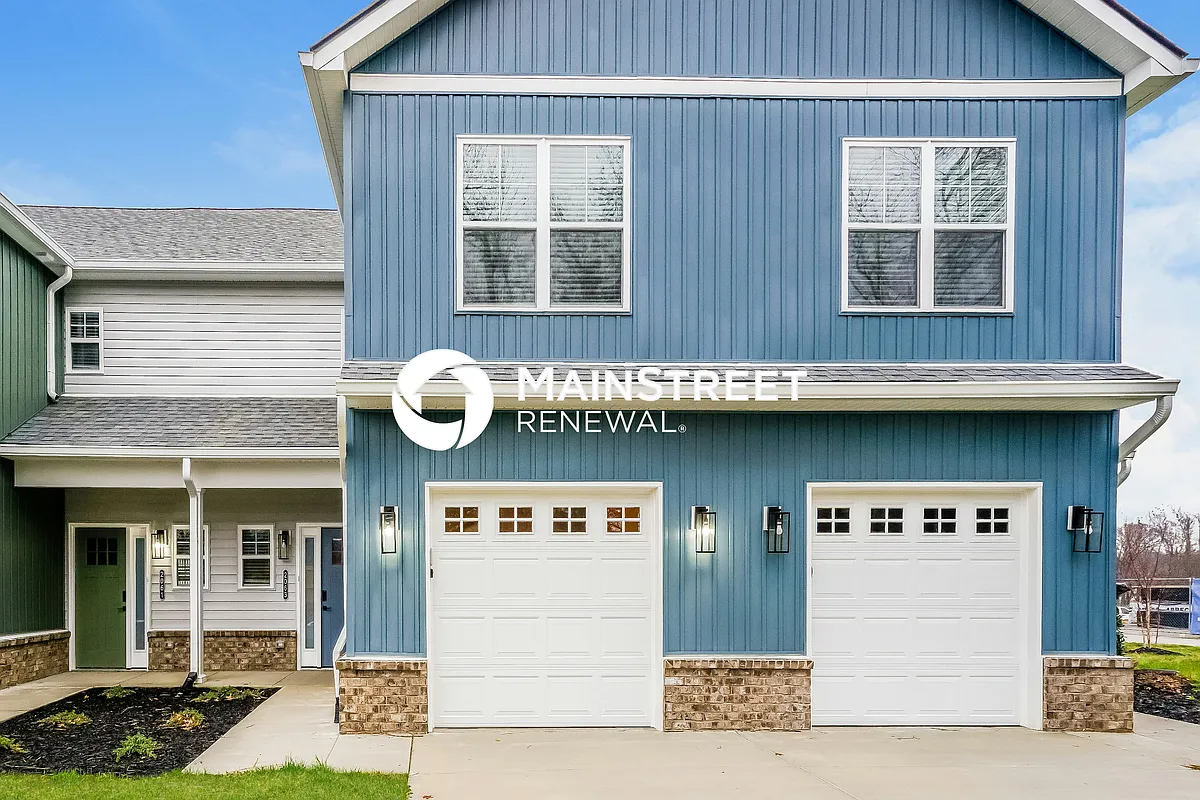 Front View - 2063 Paddle Wheel Dr