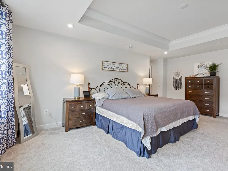 8378 Legacy Cir — Photo 19