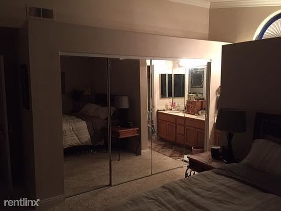 4th image of 41899 Shorewood Ct