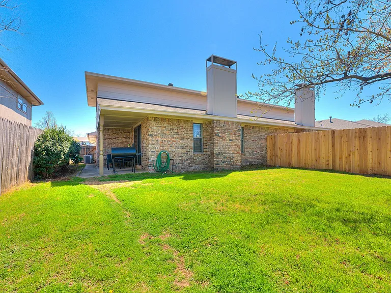 9907 Mashburn Blvd — Photo 28