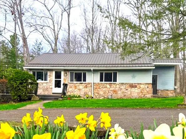 222 Skippers Point Rd, Oakland, MD 21550