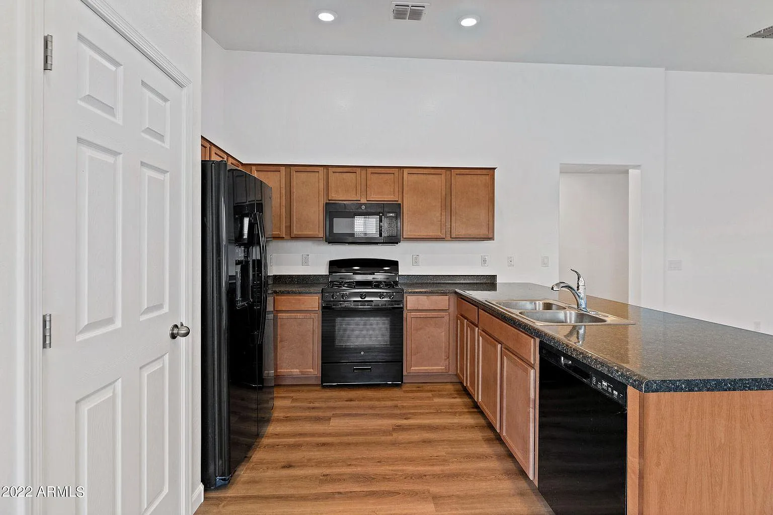 11184 E Wallflower Ln — Photo 4