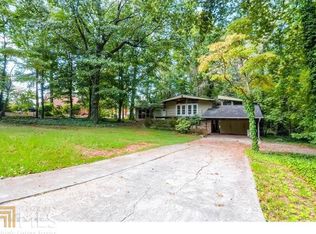 2485 Glenbonnie Dr, Dunwoody, GA 30360