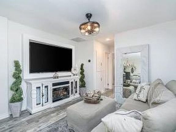 4th image of 6530 Omega Dr