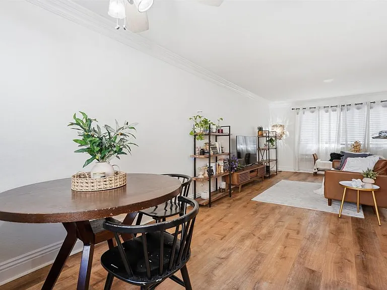 5505 Adelaide Ave #14 — Photo 17