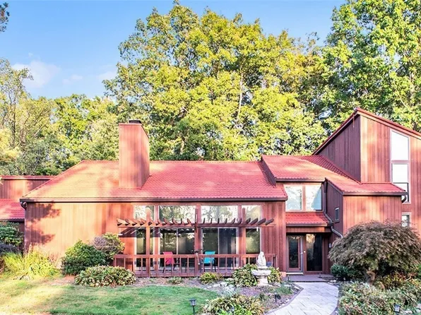 3085 Hamlin Rd, Medina, OH 44256